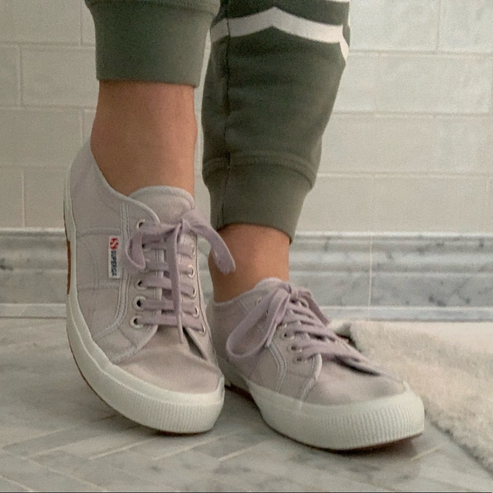 SUPERGA lavender lace up sneaker NWOT cotu classic